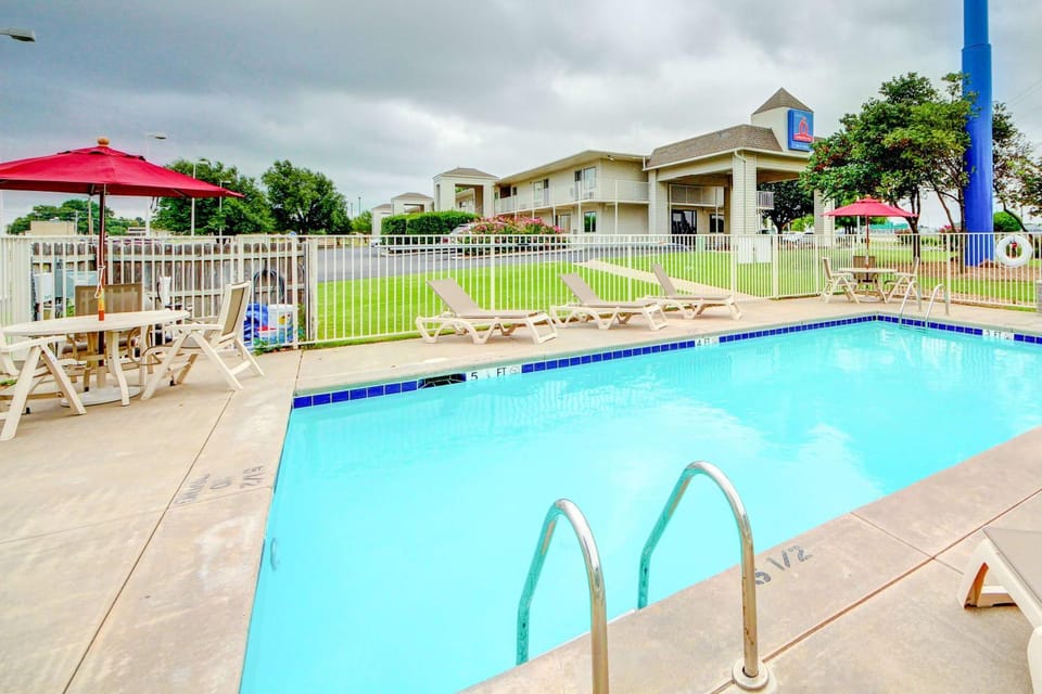 On site, Pool view, Swimming pool