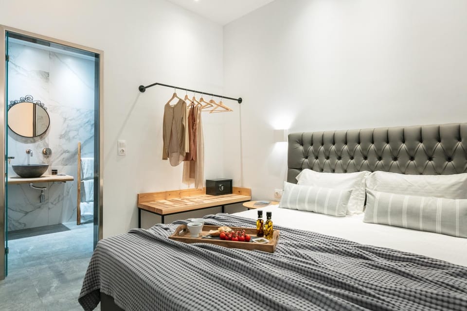Shower, Toilet, Bed, Bathroom, Coffee/tea facilities, Bedroom, Area and facilities