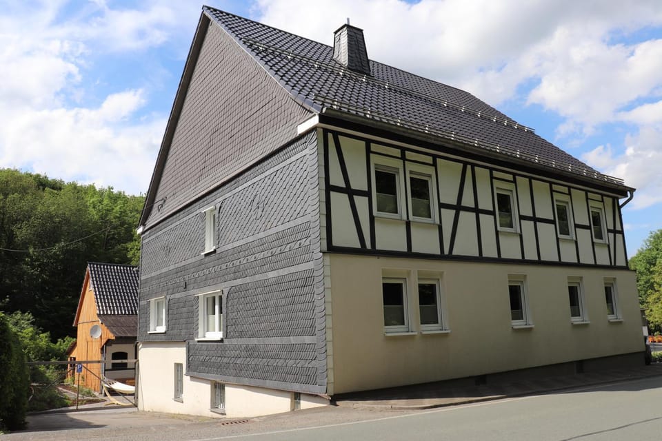 Property building, Facade/entrance