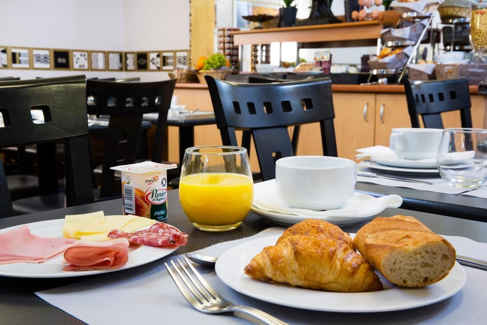 Buffet breakfast