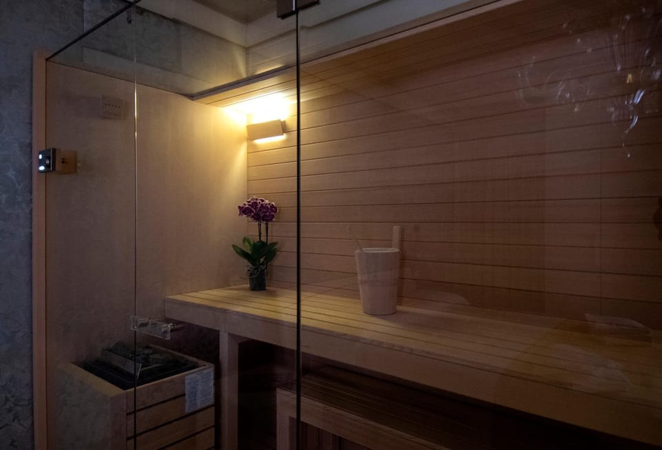 Sauna, Spa and wellness centre/facilities