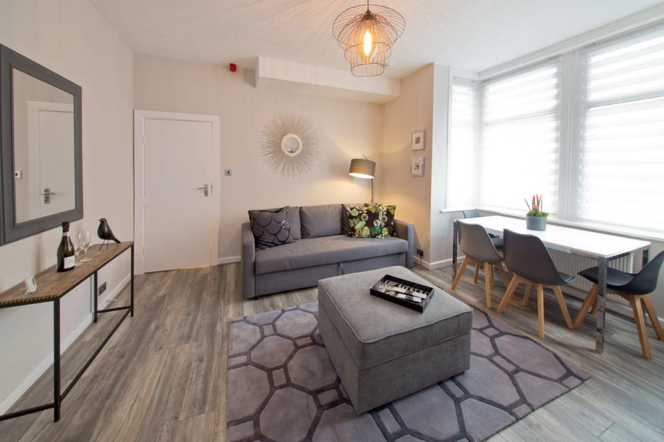 Blackbird Luxury Apartments Room 1 Apartment in Blackpool