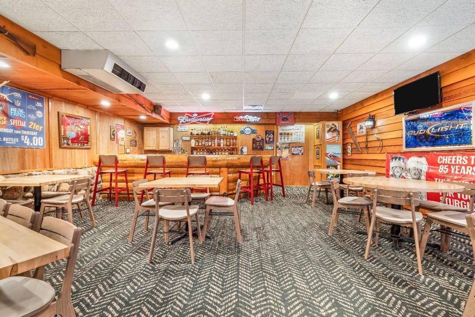 Lounge or bar