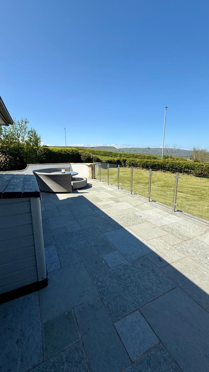 McCareys Loanen Holiday Home House in Northern Ireland