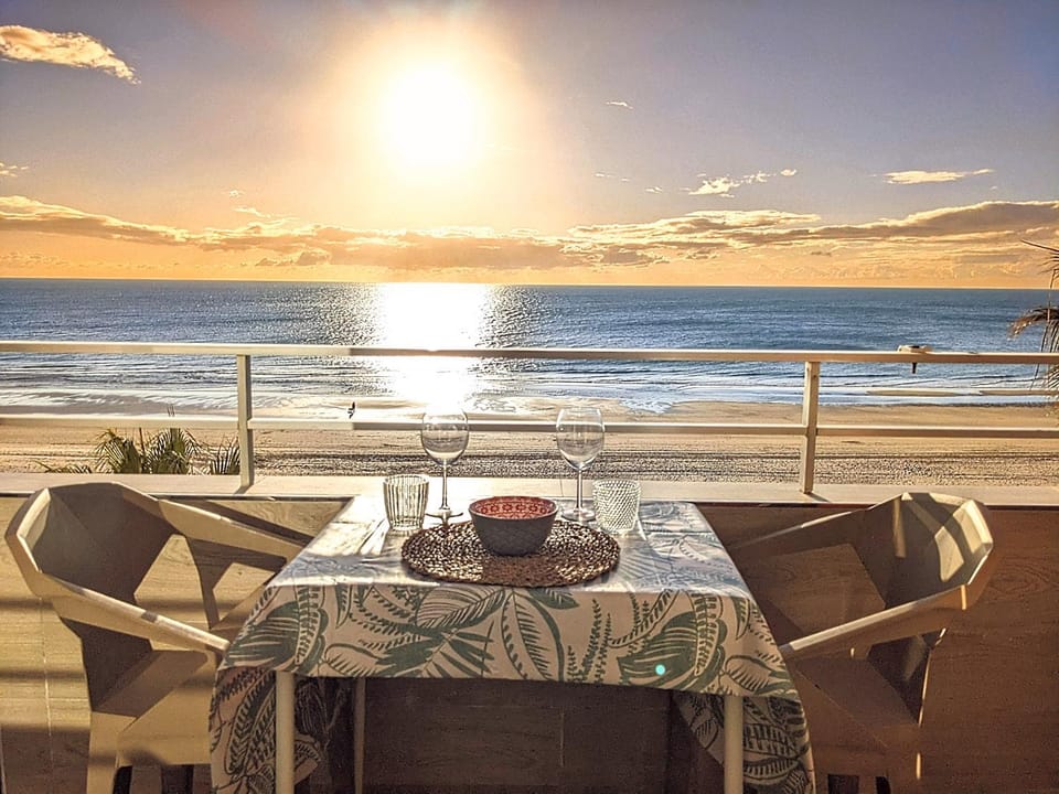 View (from property/room), Balcony/Terrace, Sea view
