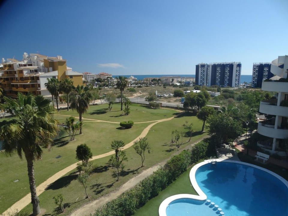 Balcony/Terrace, Pool view, Sea view