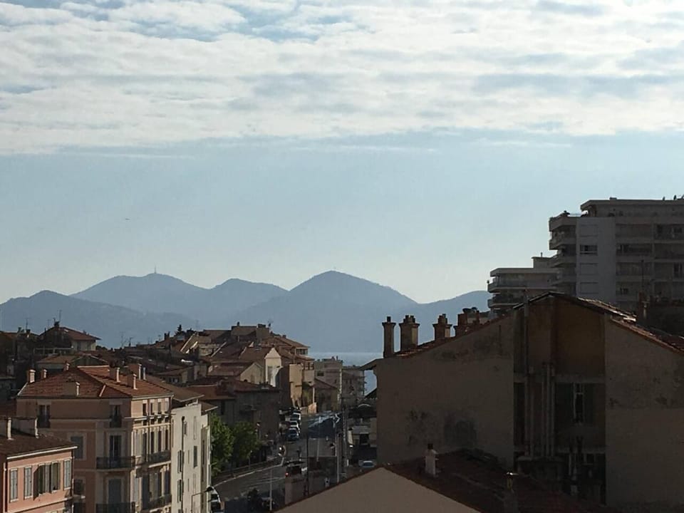 Studio Appartement Cannes Centre - 5 min à pied du Palais des Festivals et Congrès Apartment in Cannes