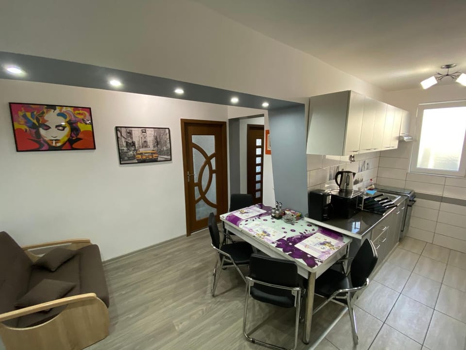 Kitchen or kitchenette, Living room, Dining area