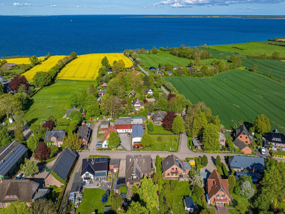 Property building, Bird's eye view