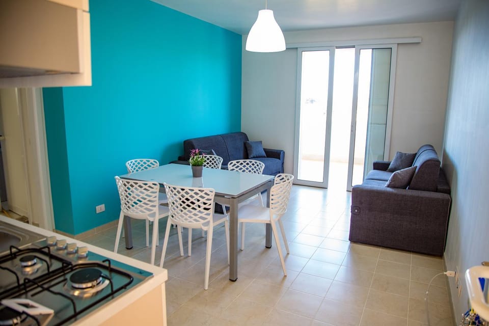 TV and multimedia, Living room, Dining area