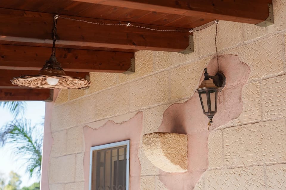 Patio, Decorative detail, internet