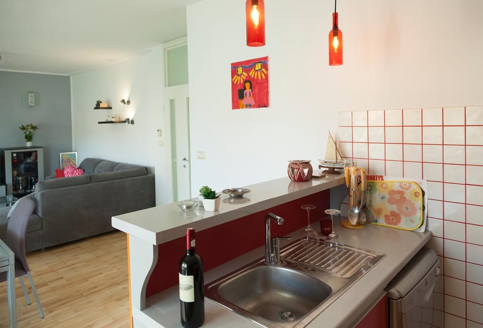 Kitchen or kitchenette