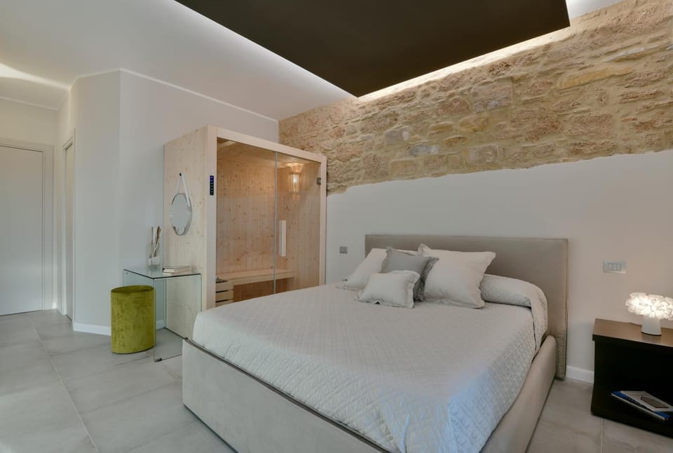 Bed, Sauna, Photo of the whole room, Bedroom, On site