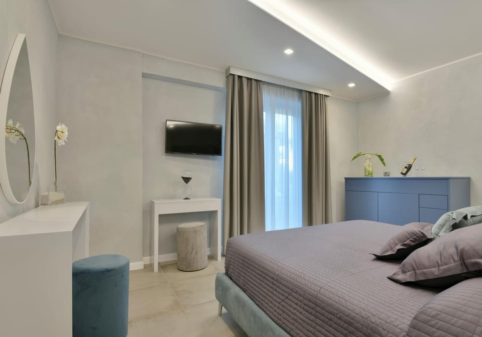 Photo of the whole room, Decorative detail, Bedroom, On site