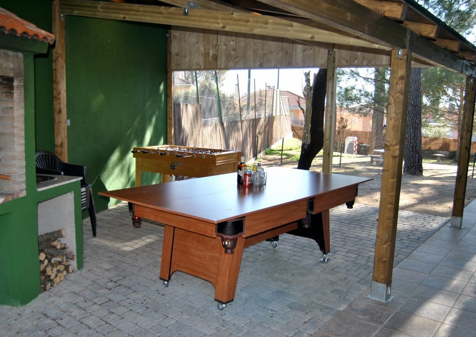 Patio, BBQ facilities, Billiard