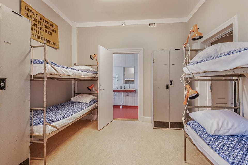 bunk bed