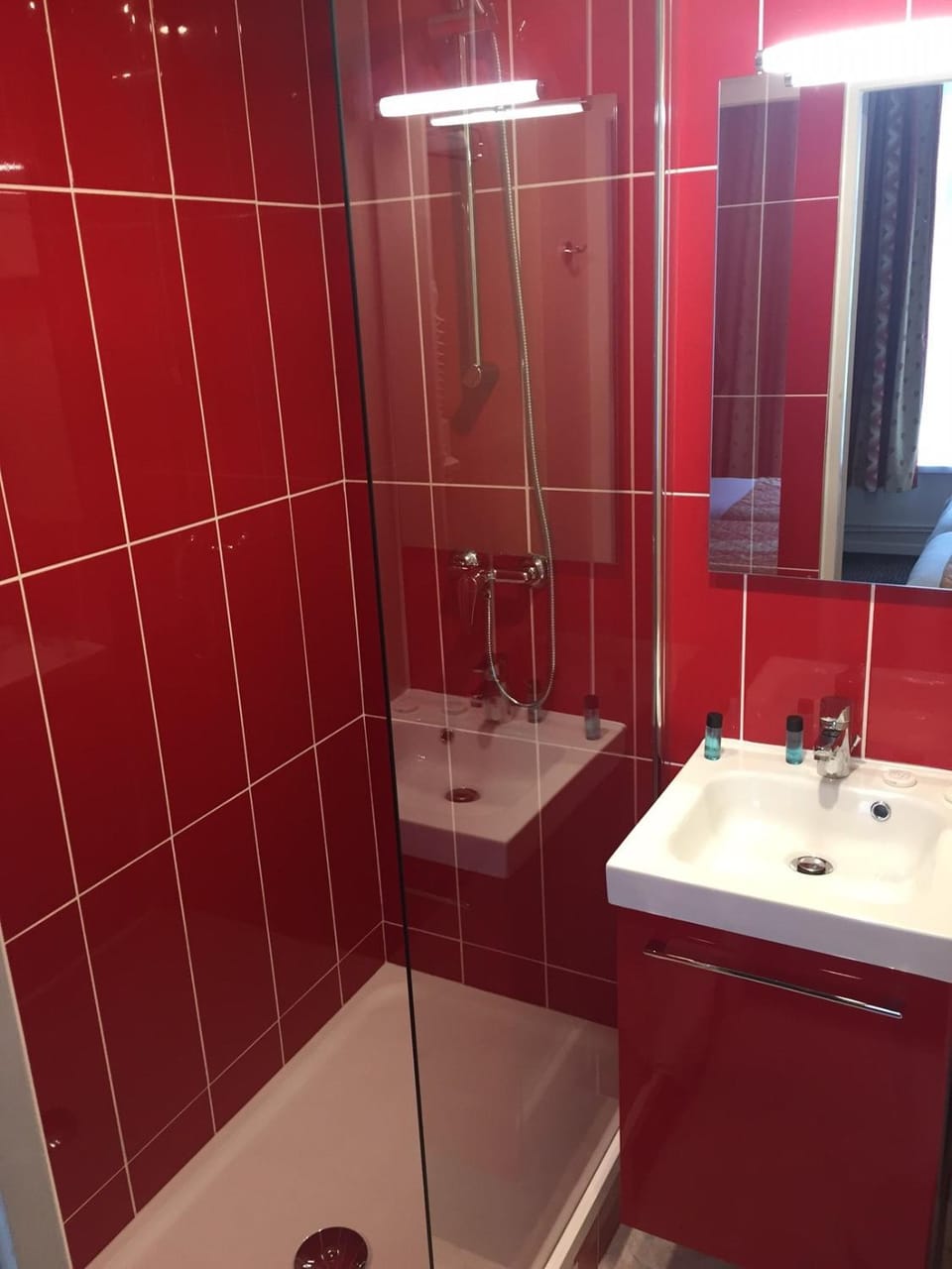 Bathroom, Decorative detail