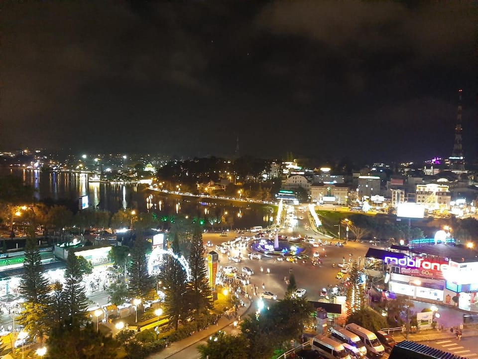 DẠ LAN HOTEL Hotel in Dalat