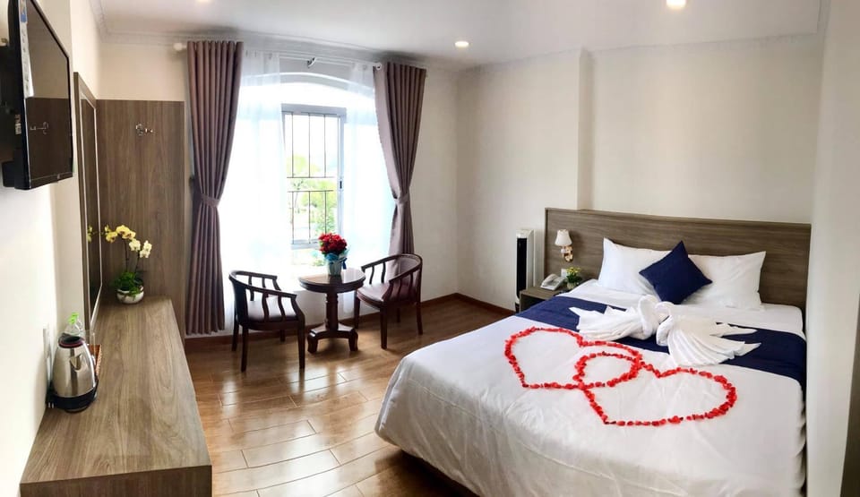 DẠ LAN HOTEL Hotel in Dalat