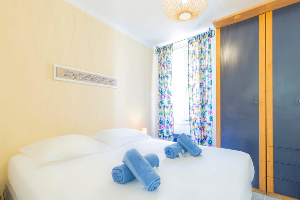 Place Amiral Barnaud Apartment in Antibes