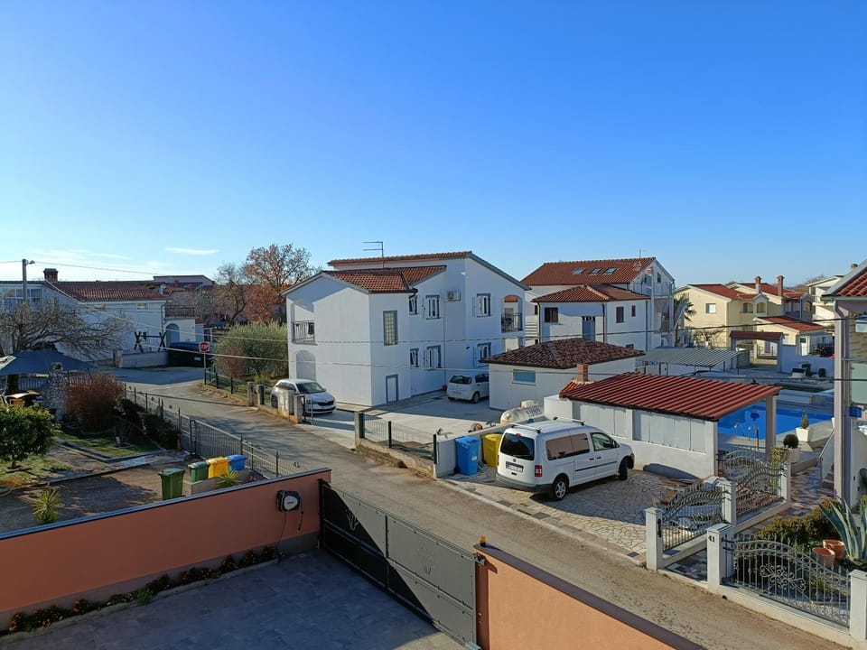 Neighbourhood