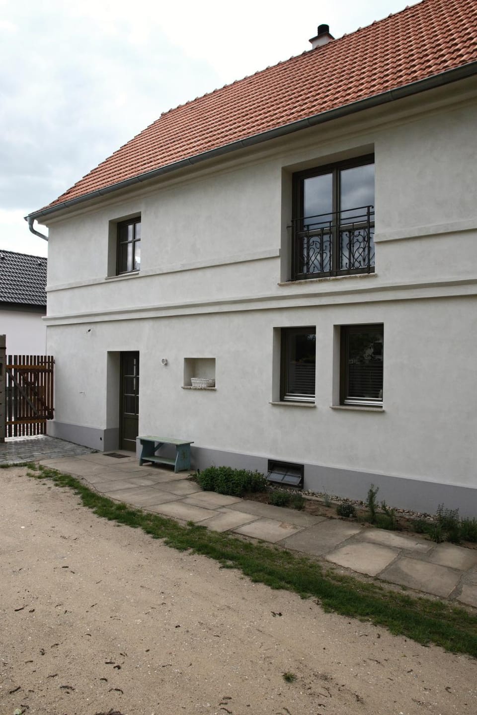 Facade/entrance