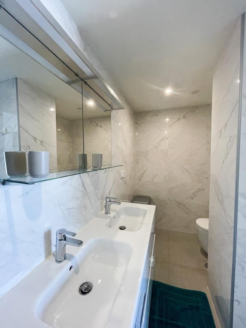 Bathroom, Living room