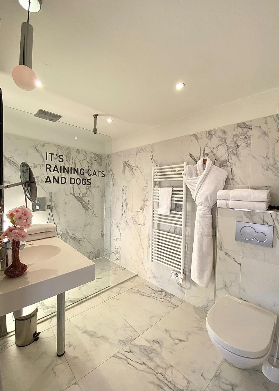 Property building, Bathroom