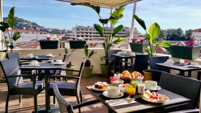 Property building, City view, Breakfast