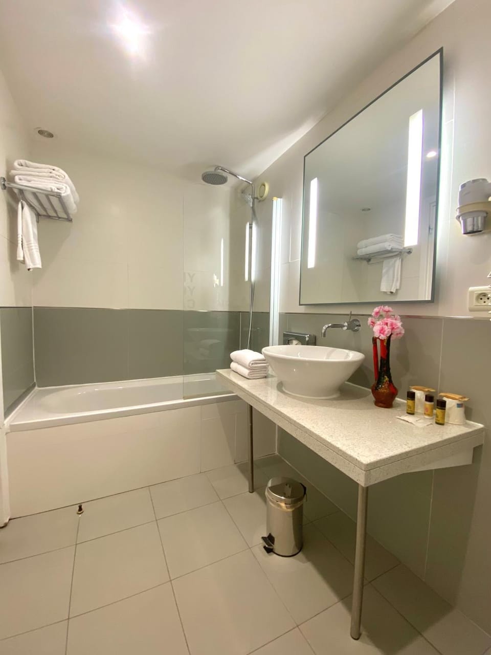 Bathroom, Bath