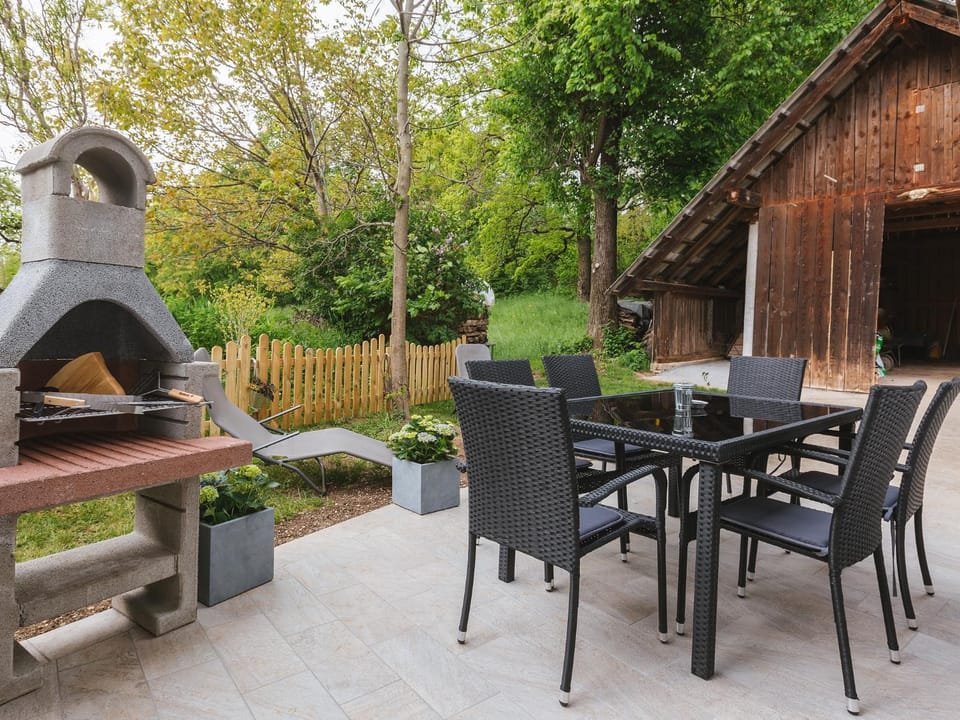 Patio, Day, BBQ facilities, Garden, Balcony/Terrace, Seating area, Garden view
