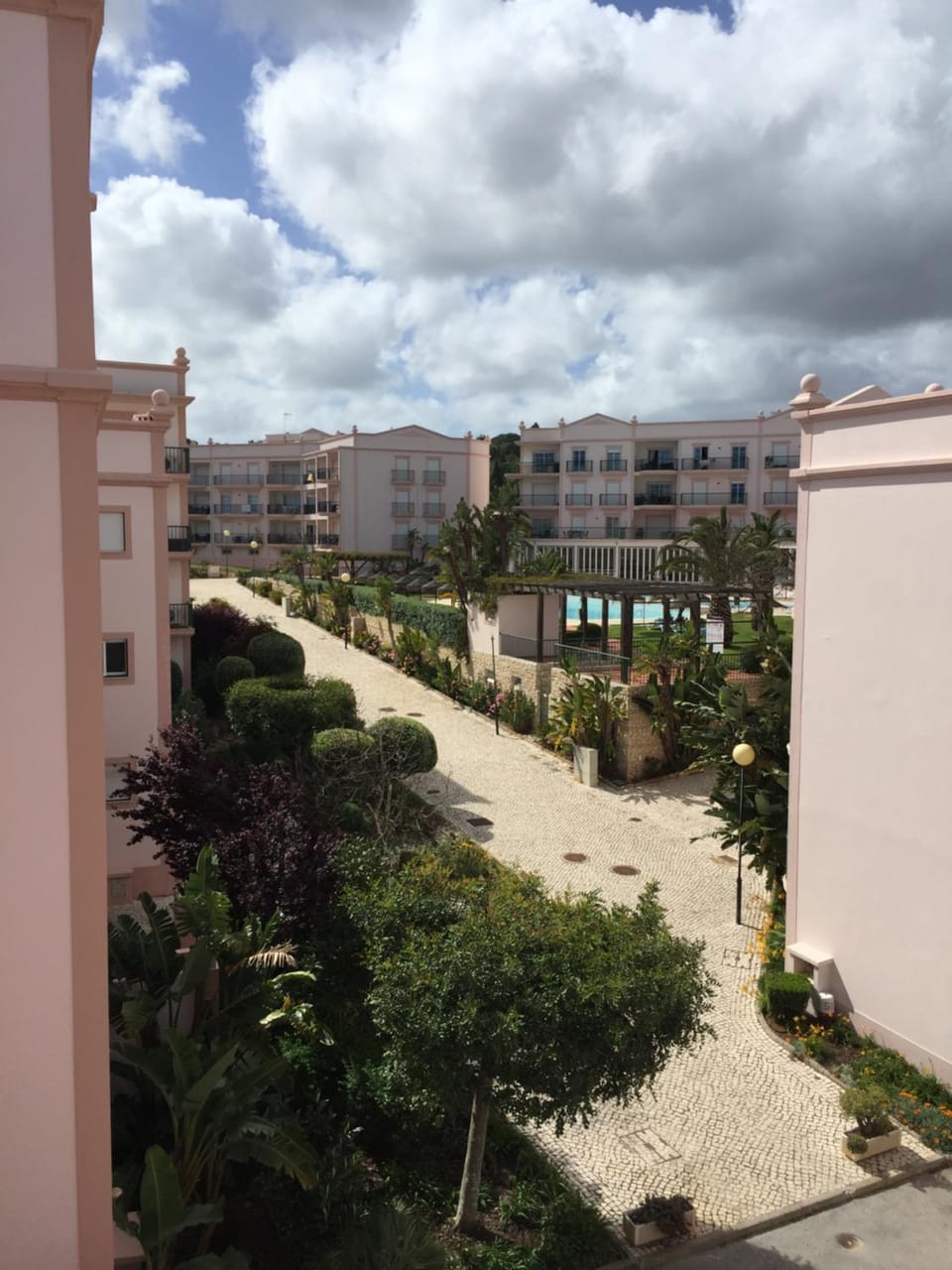 Neighbourhood, Garden view