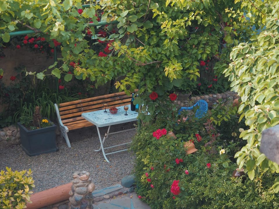 Garden, Area and facilities
