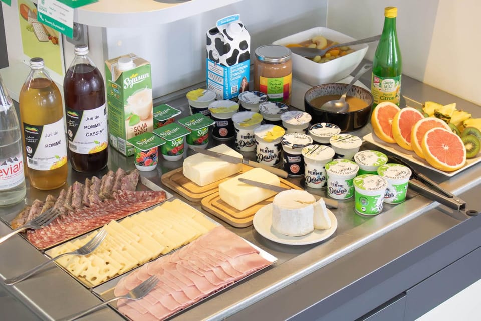 Buffet breakfast, Buffet breakfast