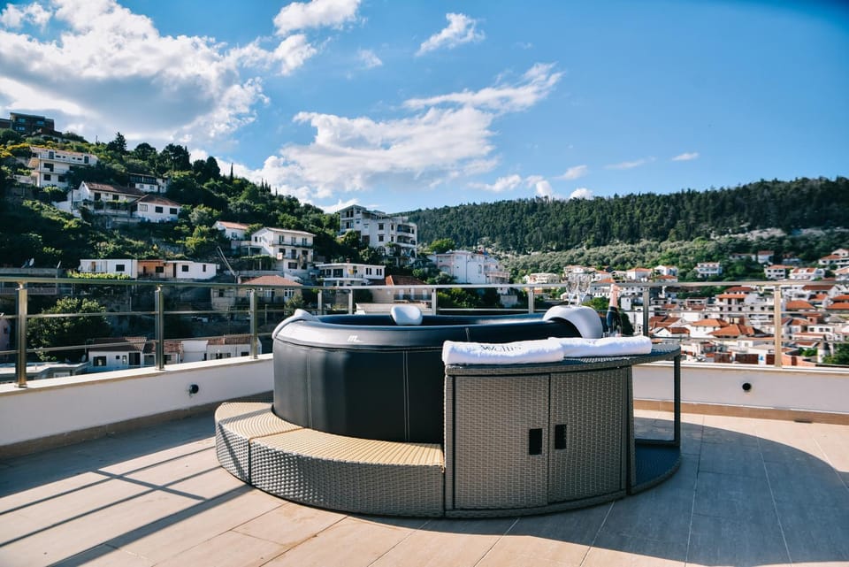 Riva Luxury Apartment in Ulcinj