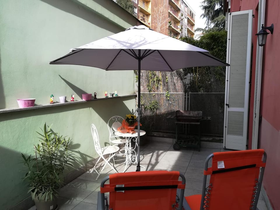 Inner courtyard view