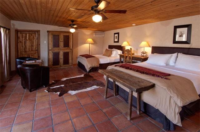 The Maverick Inn Inn in Alpine