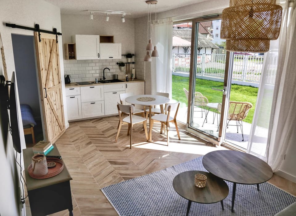 Kitchen or kitchenette, Living room, Dining area