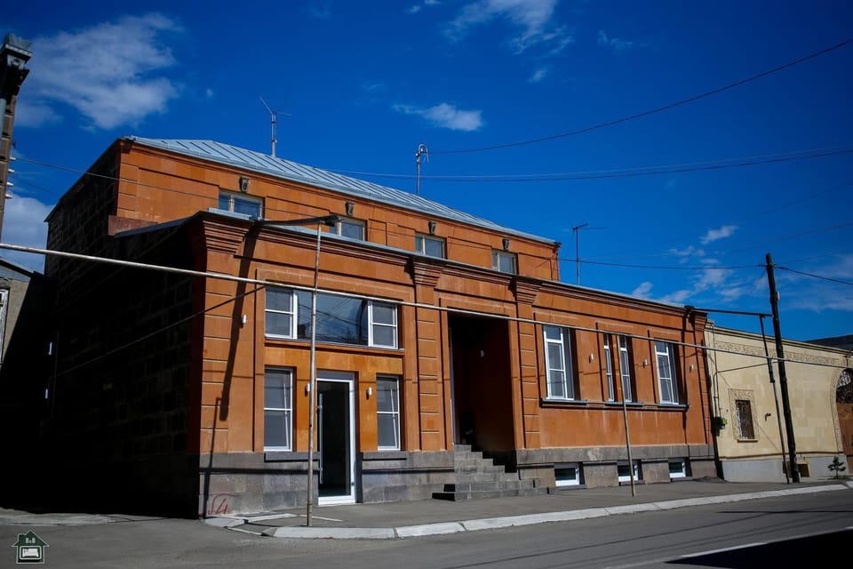 Gyurji Home - Guest House in Gyumri Bed and Breakfast in Armenia