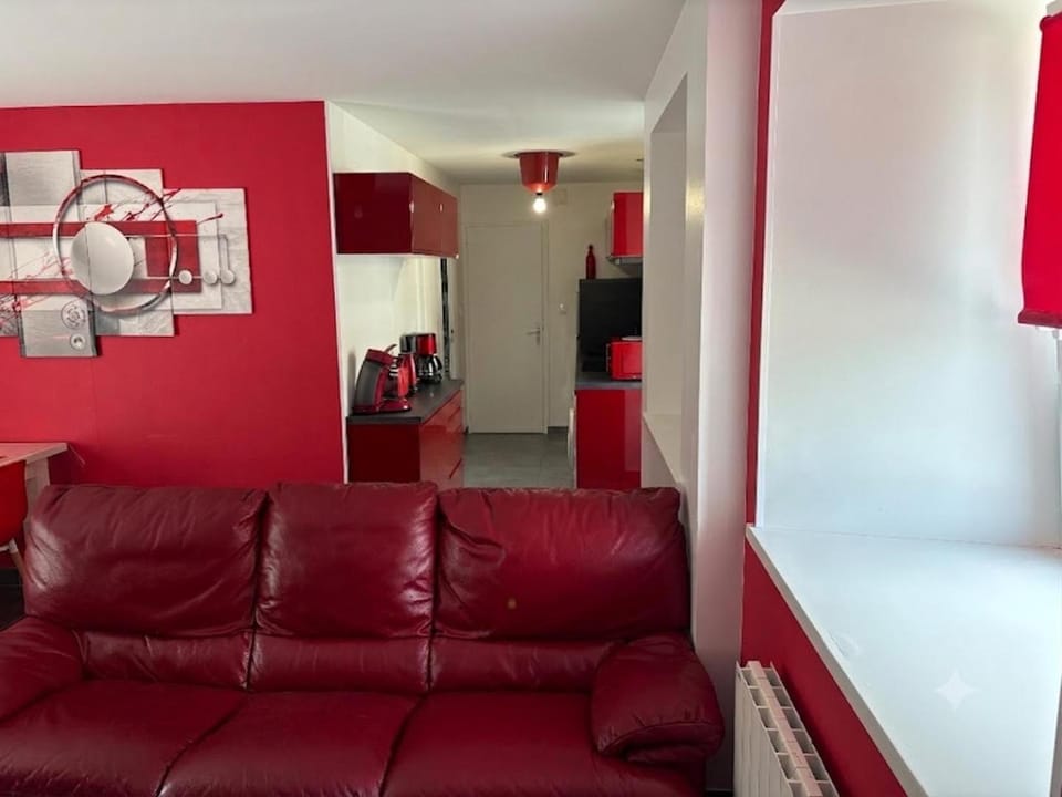 La Content'ine House in Normandy