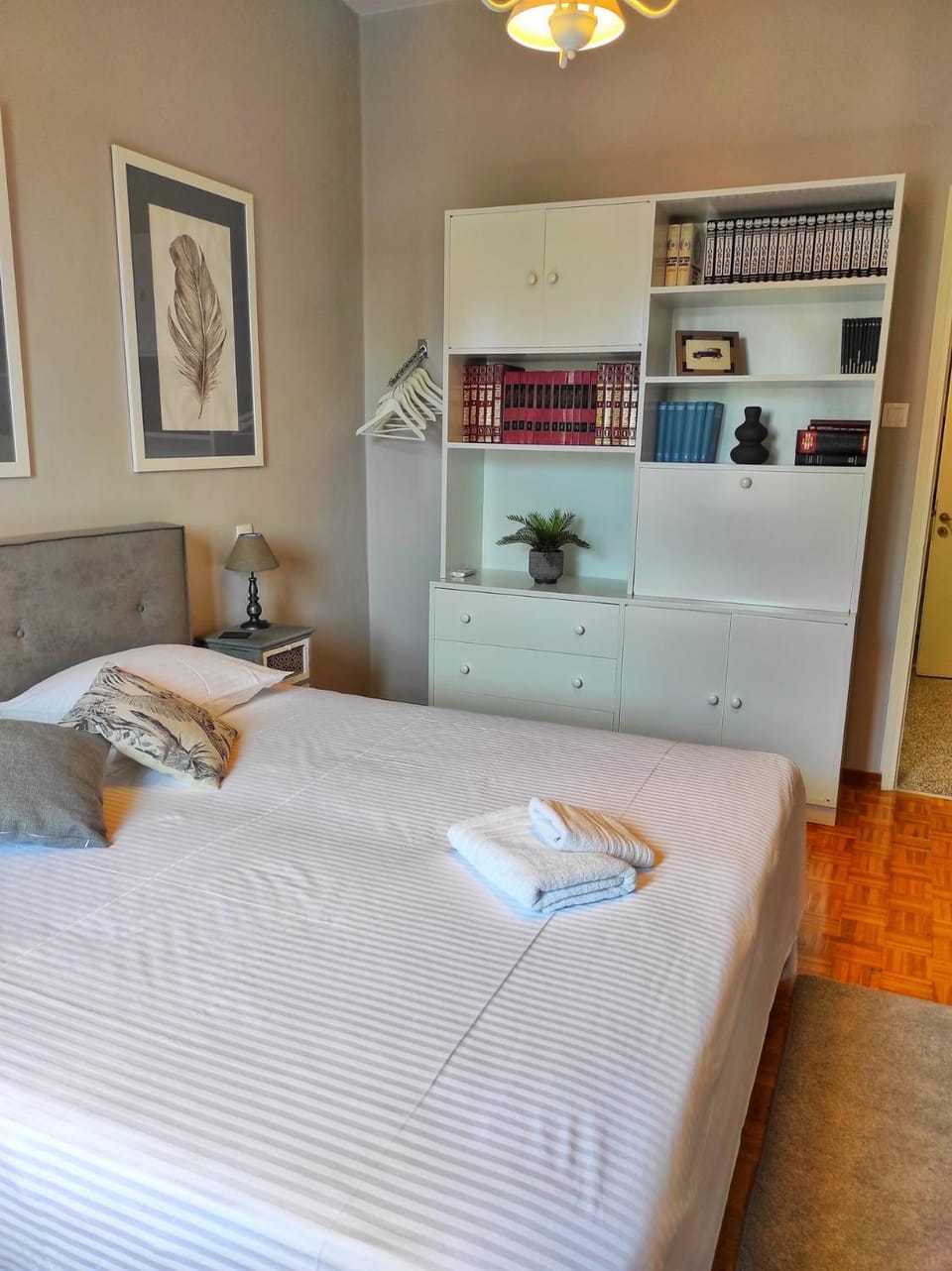 Bed, Photo of the whole room, Bedroom, towels, wardrobe