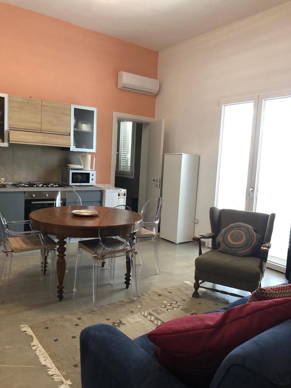 Living room, Dining area