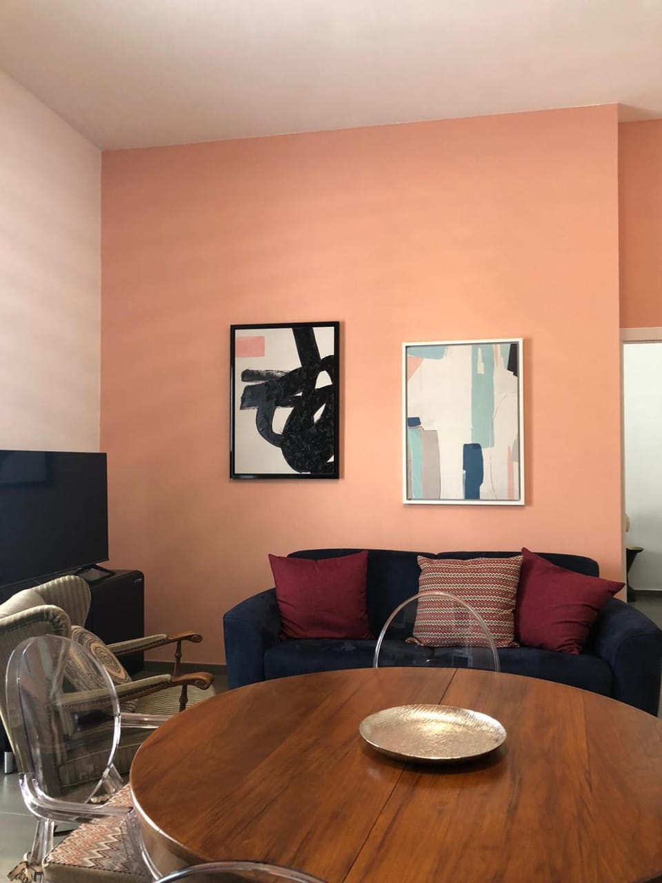 Living room, Dining area