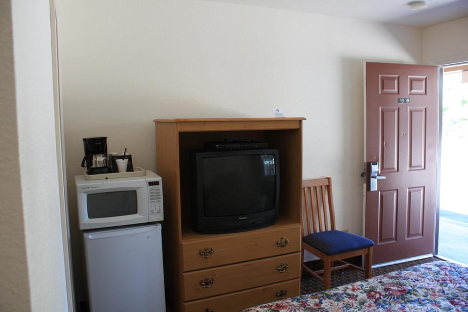 Day, TV and multimedia