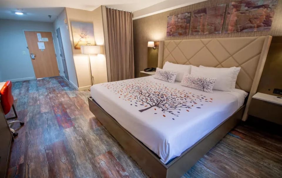 Bed, Photo of the whole room, Bedroom, wardrobe