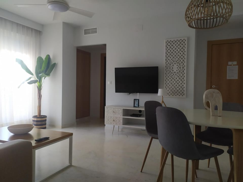 Living room, Seating area, Dining area