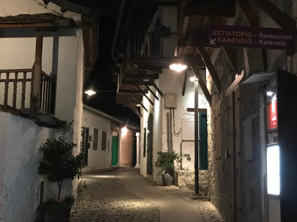 Night, Neighbourhood, Street view