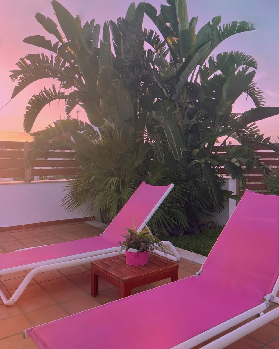 Sunset, sunbed