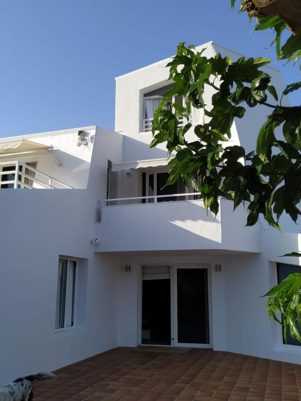 Property building, Balcony/Terrace, Swimming pool