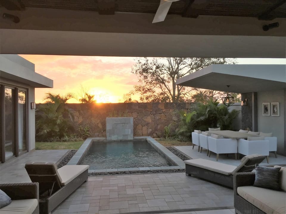 Patio, Swimming pool